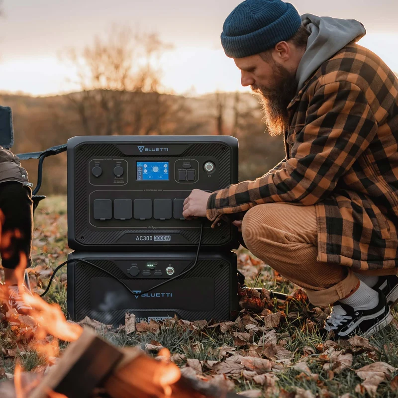BLUETTI AC300 Inverter