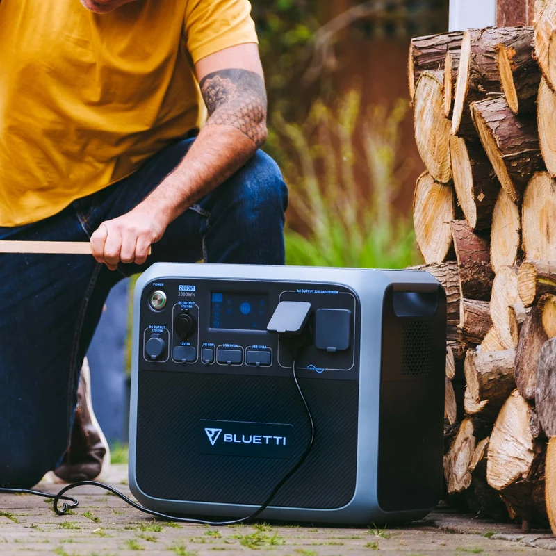 BLUETTI AC200P Solar Portable Power Station | 2000W 2000Wh