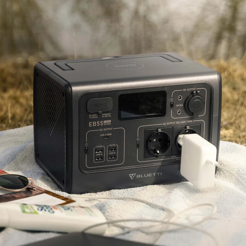 BLUETTI EB55 Station électrique portable | 700 W / 537 Wh