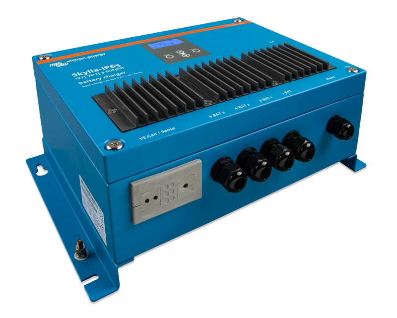 Victron Energy Skylla - IP65 24/35 (3) 120-240V+