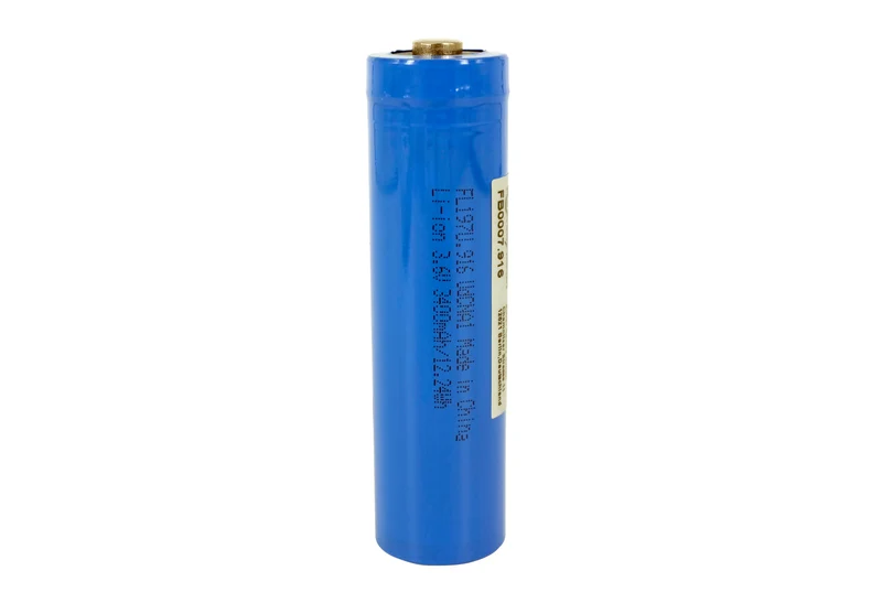 Hochleistungs 18650 3400mAh 3.6V Geschützter Li-Ion Akku für Taschenlampen & Stirnlampen (Samsung Zelle)