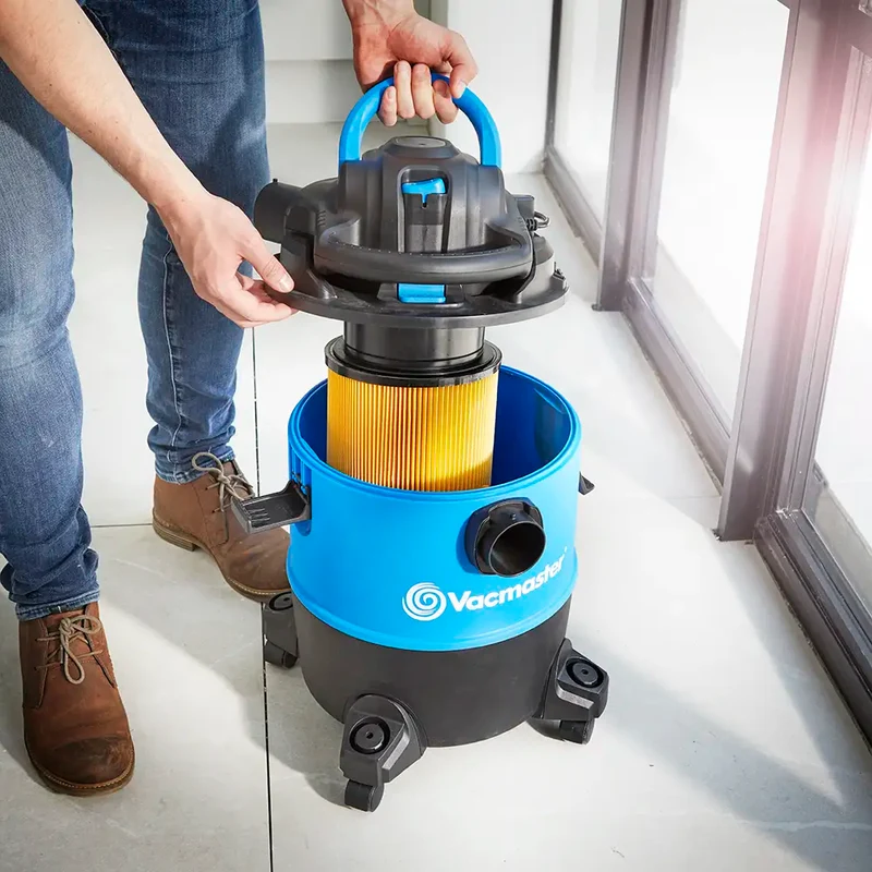 Vacmaster 2-in-1 Wet & Dry Vacuum Cleaner | Garden & Artificial Grass Vacuum Cleaner with Detachable Leaf Blower