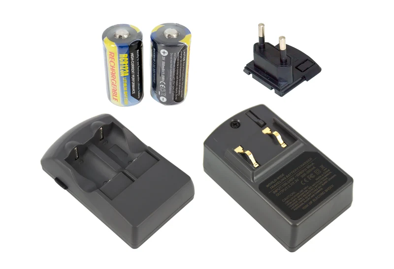 100-240V Eingangs-CR123A-Akkuladegerät-Kit mit 2 Akkus für Olympus